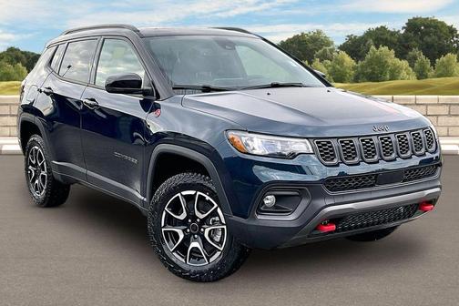 Fathom Blue Pearlcoat 2026 Jeep Compass Trailhawk
