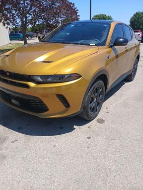 Gold 2024 Dodge Hornet GT