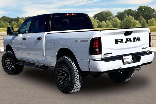 Bright White Clearcoat 2026 RAM 2500 Big Horn