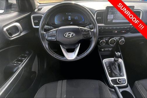Lunar White 2025 Hyundai VENUE SEL