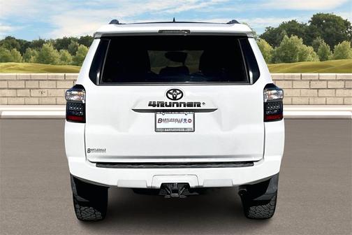 2018 Toyota 4Runner SR5