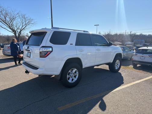 2018 Toyota 4Runner SR5