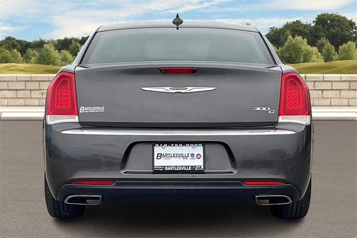 2017 Chrysler 300C Base