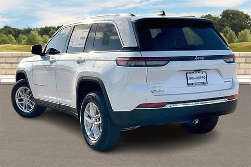 2025 Jeep Grand Cherokee Laredo X