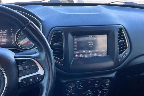 Granite Crystal Clearcoat Metallic 2020 Jeep Compass Latitude