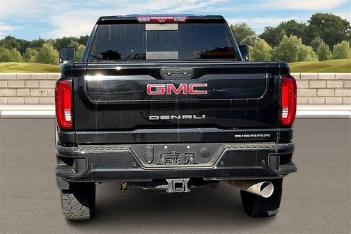 2022 GMC Sierra 2500 Denali