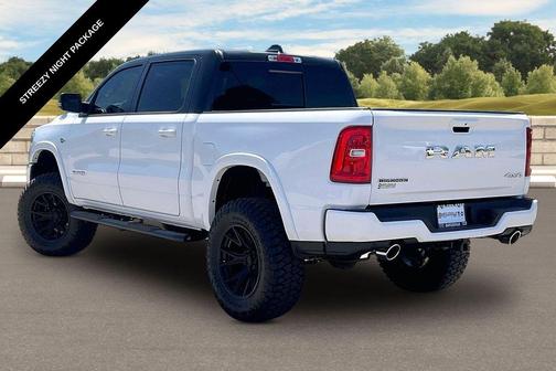 Bright White Clearcoat 2026 RAM 1500 Big Horn/Lone Star