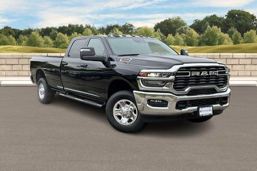 Diamond Black 2026 RAM 2500 Tradesman