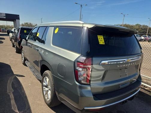 2023 Chevrolet Suburban Premier
