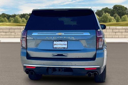 2023 Chevrolet Suburban Premier