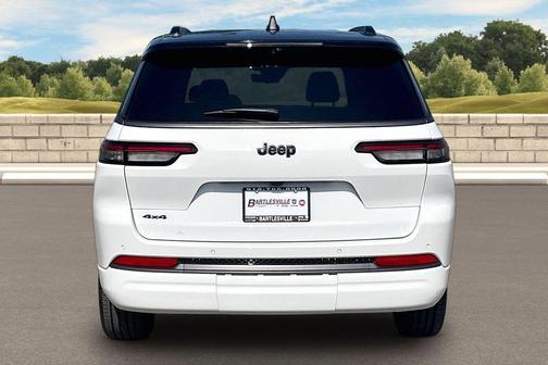 Bright White Clearcoat 2026 Jeep Grand Cherokee L Limited