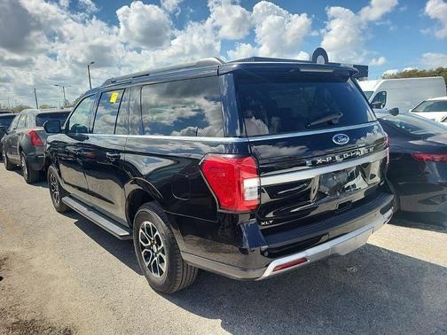 2024 Ford Expedition Max XLT