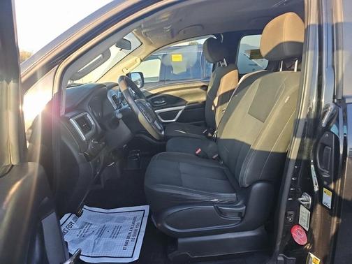 2019 Nissan Titan SV