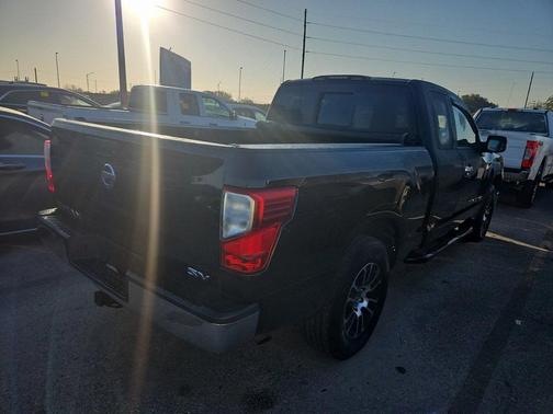 2019 Nissan Titan SV