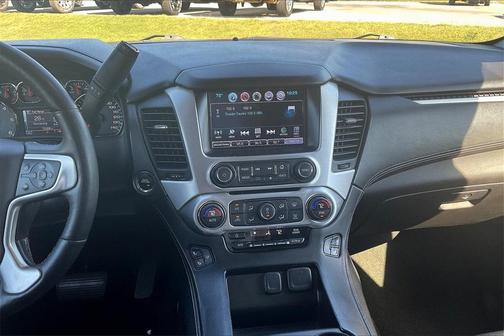 2017 GMC Yukon XL SLT