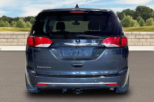 2020 Chrysler Pacifica Touring