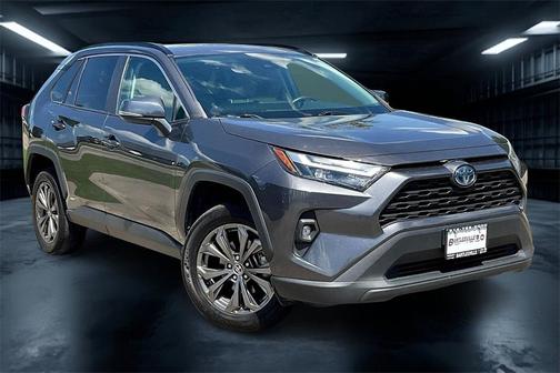 2022 Toyota RAV4 Hybrid XLE Premium