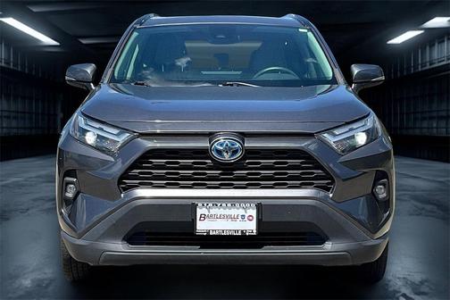 2022 Toyota RAV4 Hybrid XLE Premium