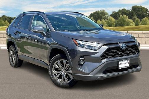 2022 Toyota RAV4 Hybrid XLE Premium