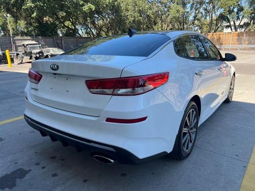2019 Kia Optima LX