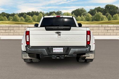2022 Ford F-350 Lariat Super Duty