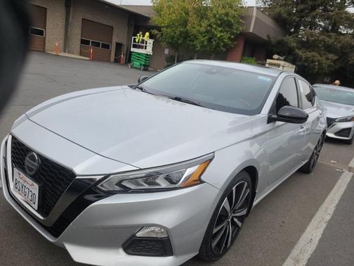 2020 Nissan Altima 2.5 SR
