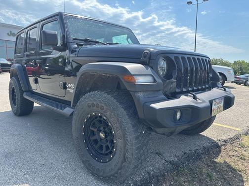 Black Clearcoat 2020 Jeep Wrangler Unlimited Sport