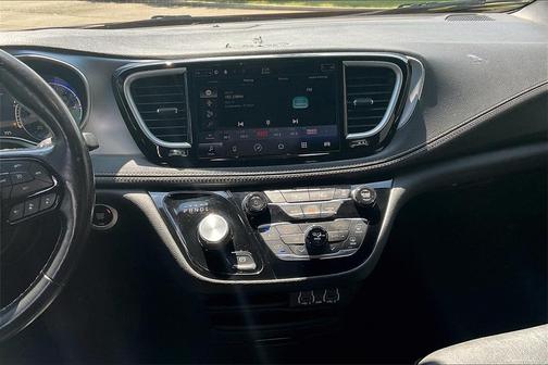 2021 Chrysler Pacifica Touring-L