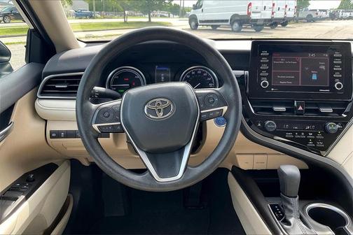 2021 Toyota Camry Hybrid LE