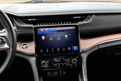 2023 Jeep Grand Cherokee Summit