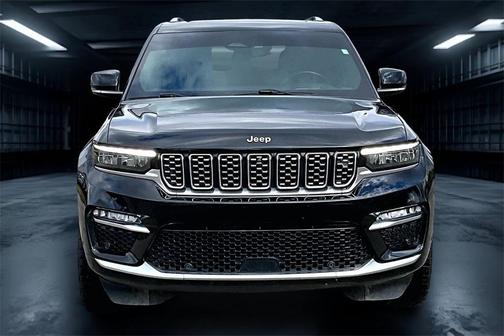 2023 Jeep Grand Cherokee Summit