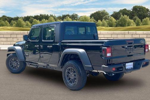 Black Clearcoat 2026 Jeep Gladiator Sport