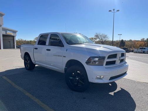 2012 RAM 1500 ST