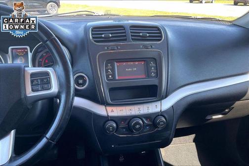 Redline 2 Coat Pearl 2020 Dodge Journey SE Value