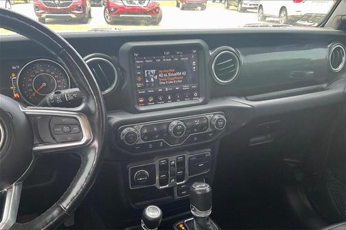 2020 Jeep Wrangler Unlimited Sahara Altitude