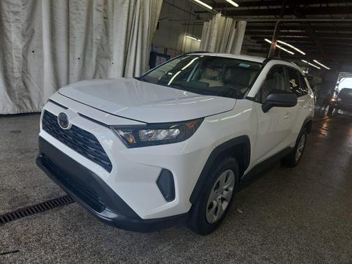 Super White 2019 Toyota RAV4 LE