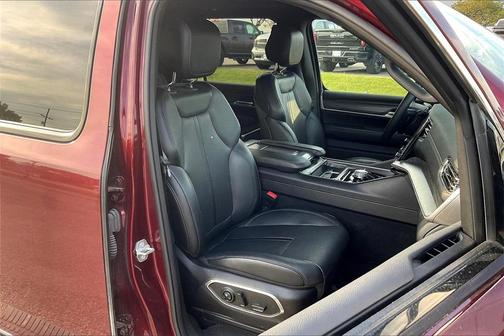 2023 Jeep Wagoneer L Series II