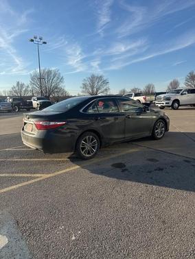 2017 Toyota Camry SE