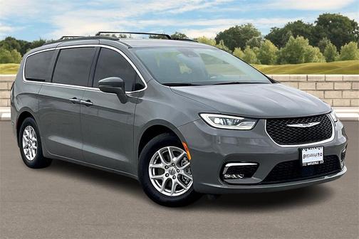 2022 Chrysler Pacifica Touring-L