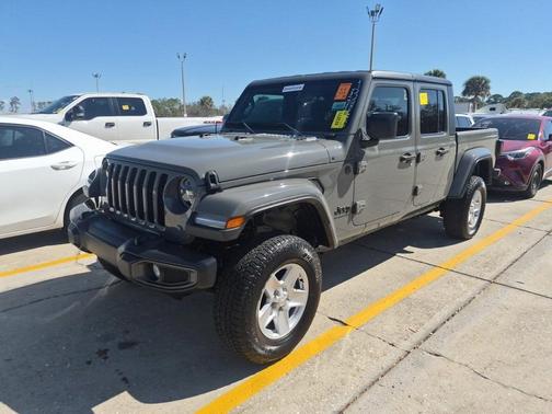 2023 Jeep Gladiator Sport