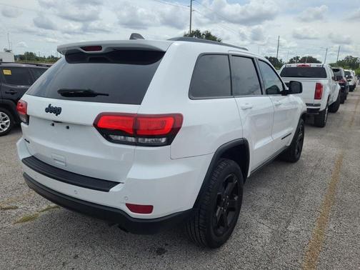 2019 Jeep Grand Cherokee Laredo