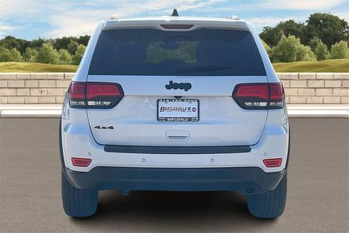 2019 Jeep Grand Cherokee Laredo