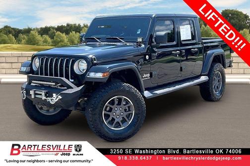 Black Clearcoat 2022 Jeep Gladiator Overland