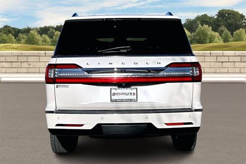 2019 Lincoln Navigator Select