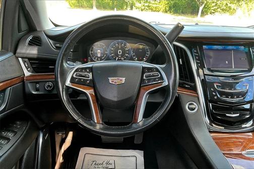 2015 Cadillac Escalade Luxury