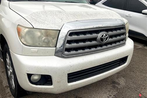 2010 Toyota Sequoia Platinum