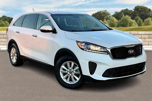 2020 Kia Sorento LX