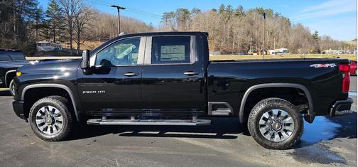 2025 Chevrolet Silverado 2500 Custom