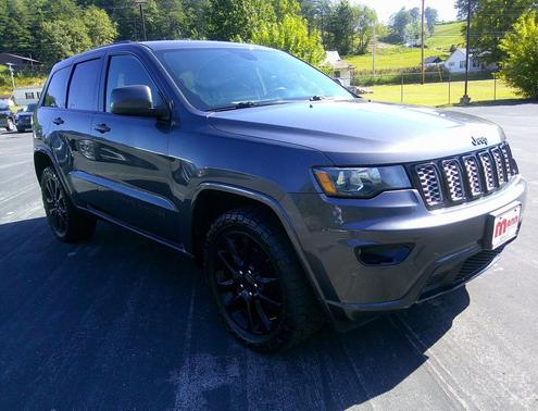 2017 Jeep Grand Cherokee Altitude