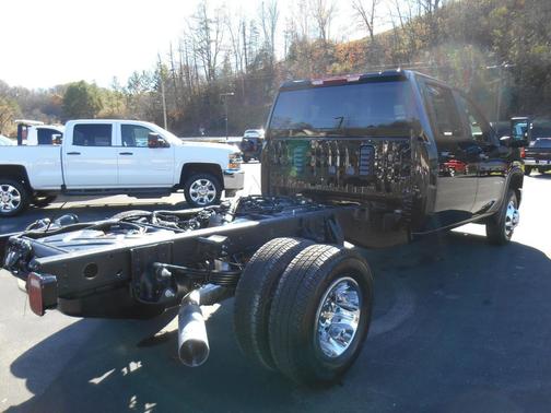 2025 Chevrolet Silverado 3500 LT
